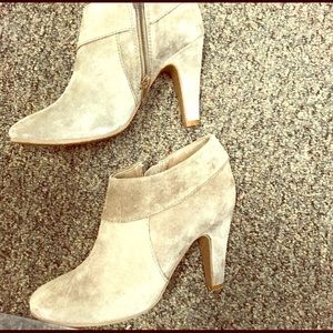 Deena and Ozzy Urban Outfitter Suede Ankle Boots